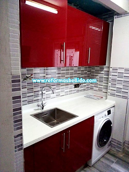 INSTALACIÃ“N DE MUEBLES DE COCINA
