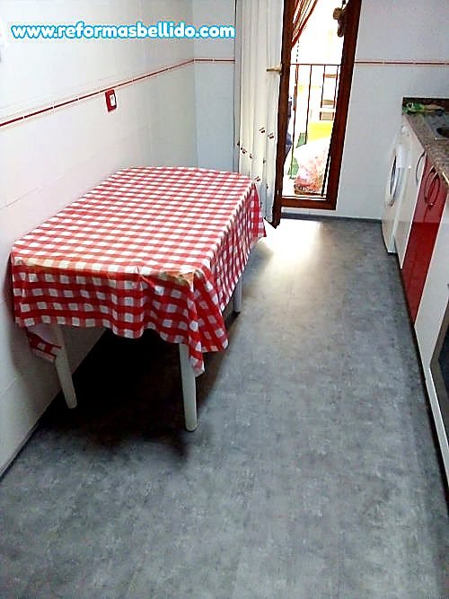 INSTALACIÃ“N DE SUELO DE VINILO