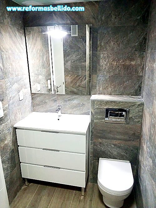 REFORMA DE BAÃ‘O Y COLOCACIÃ“N DE PUERTAS